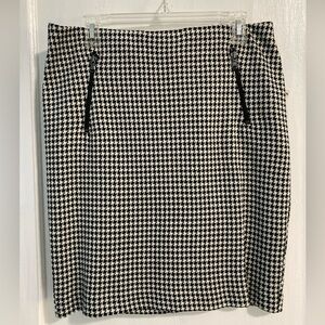 NWT Karen Kane Black & White Houndstooth Straight Skirt Zipper Pockets Size M